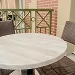 Hotel Tulip & 3*
