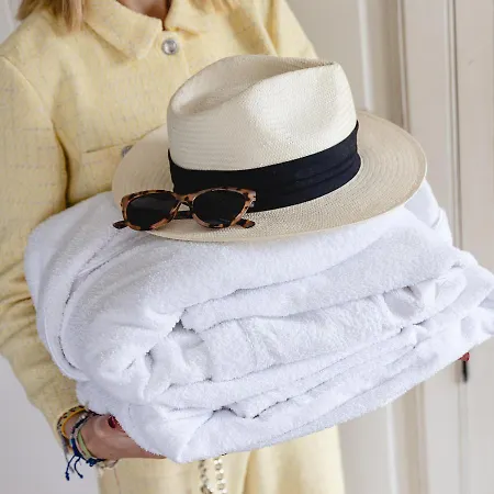 Отель Tulip & 3*