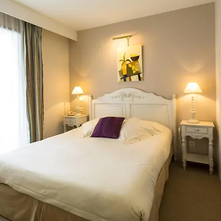 Отель Tulip & Онфлёр