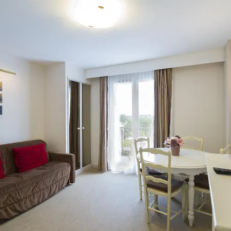 Hotel Tulip & 3*