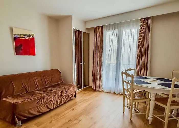 Tulip & 翁弗勒尔